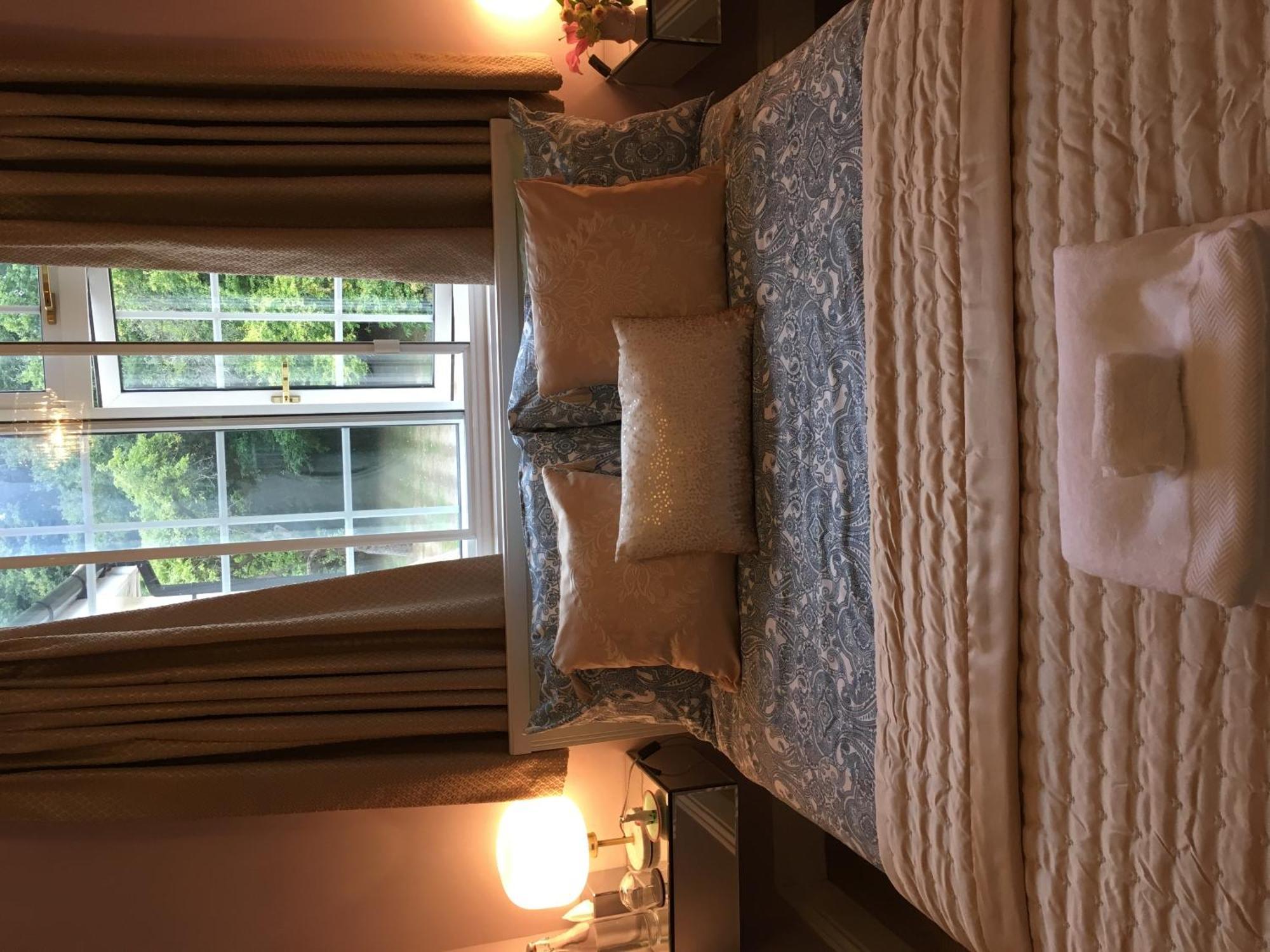 Leafy Suburban Bed And Breakfast Northwood  Εξωτερικό φωτογραφία