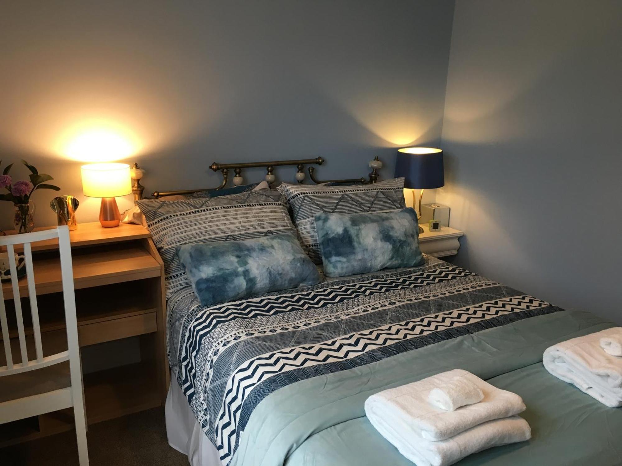 Leafy Suburban Bed And Breakfast Northwood  Εξωτερικό φωτογραφία