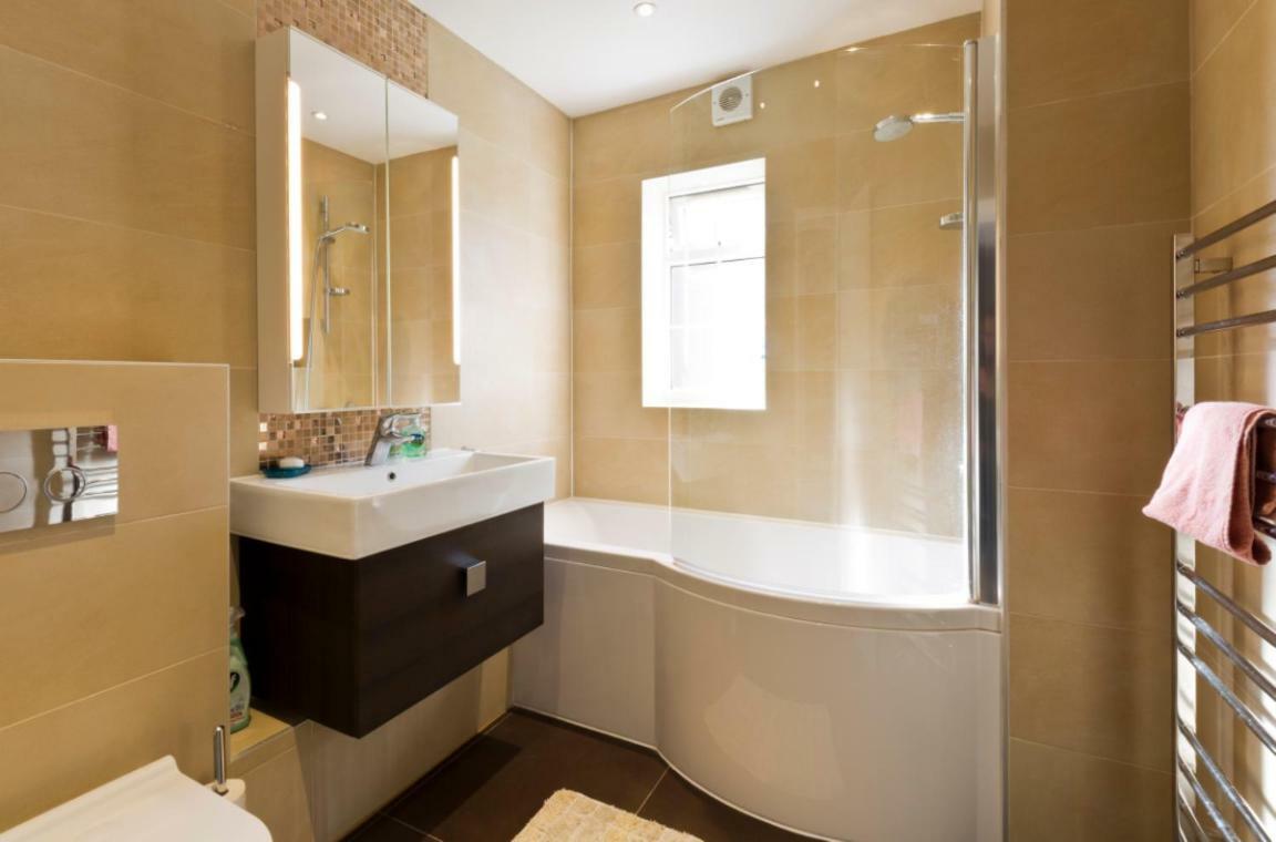Leafy Suburban Bed And Breakfast Northwood  Εξωτερικό φωτογραφία